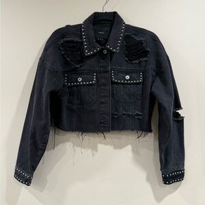 🔥Forever 21 Women’s Studded Black Denim Jacket Size S Like New🔥